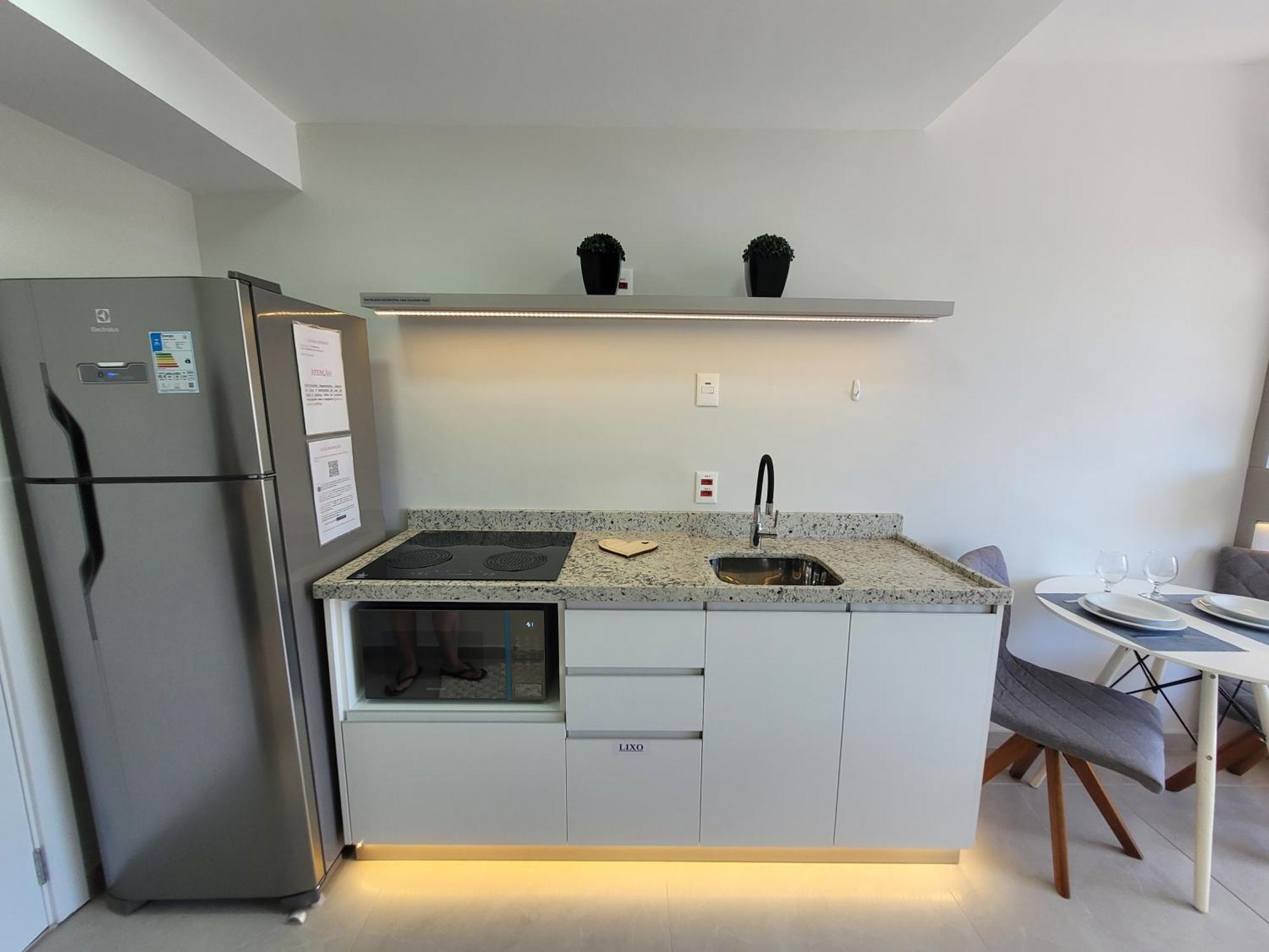 Studio Lux Ao Lado Da Puc Com Netflix Porto Alegre Esterno foto